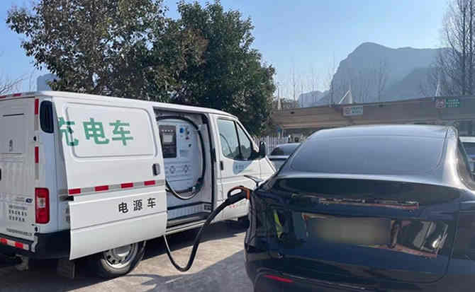 包头汽车搭电